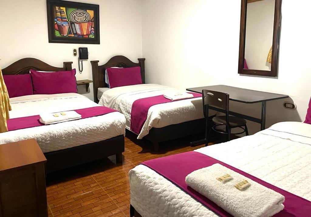 Hostal Internacional Bogota Luaran gambar